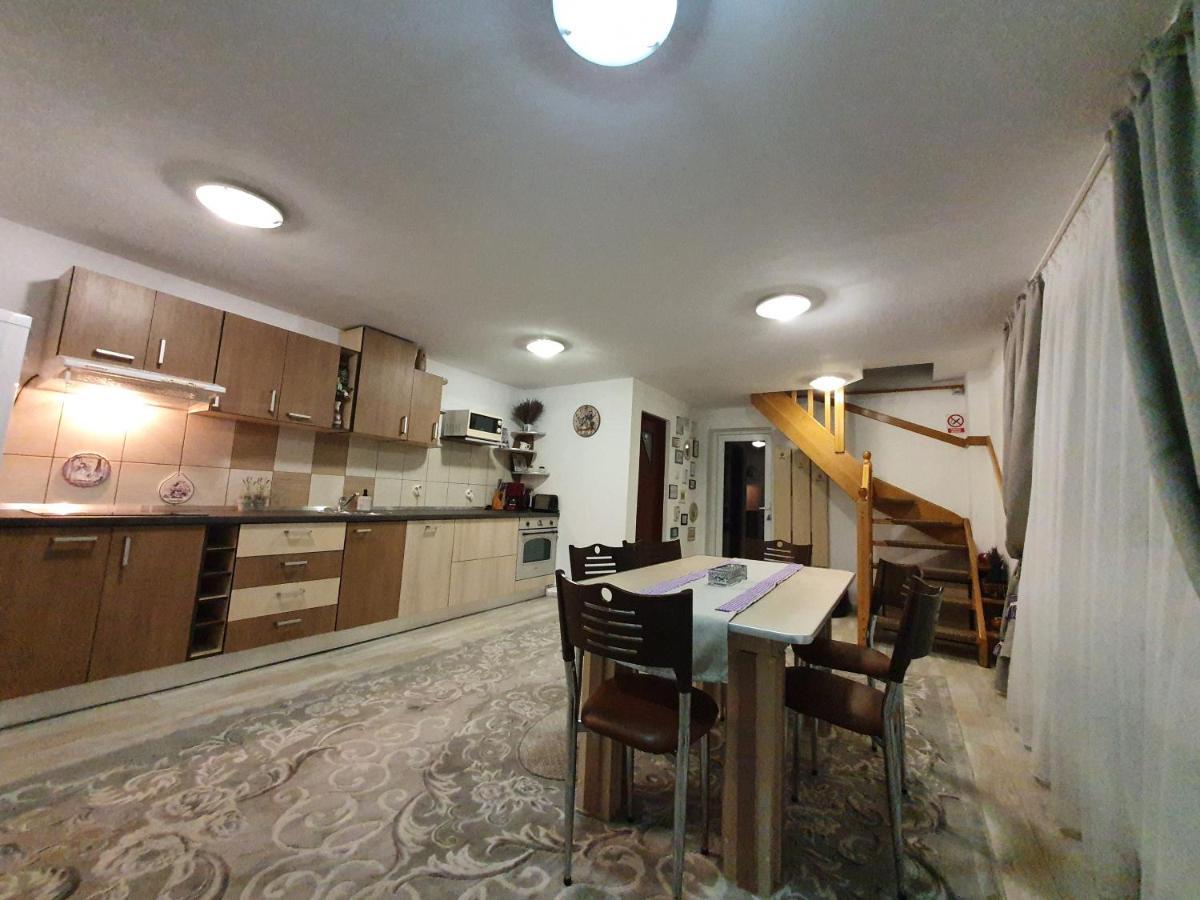 Casa Lucky Hotel Rîşnov Eksteriør billede