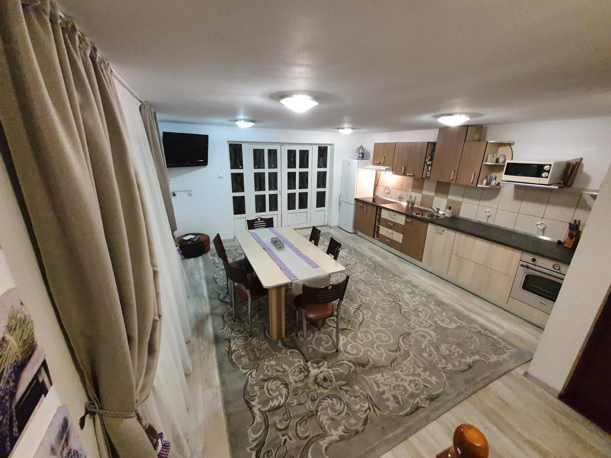 Casa Lucky Hotel Rîşnov Eksteriør billede
