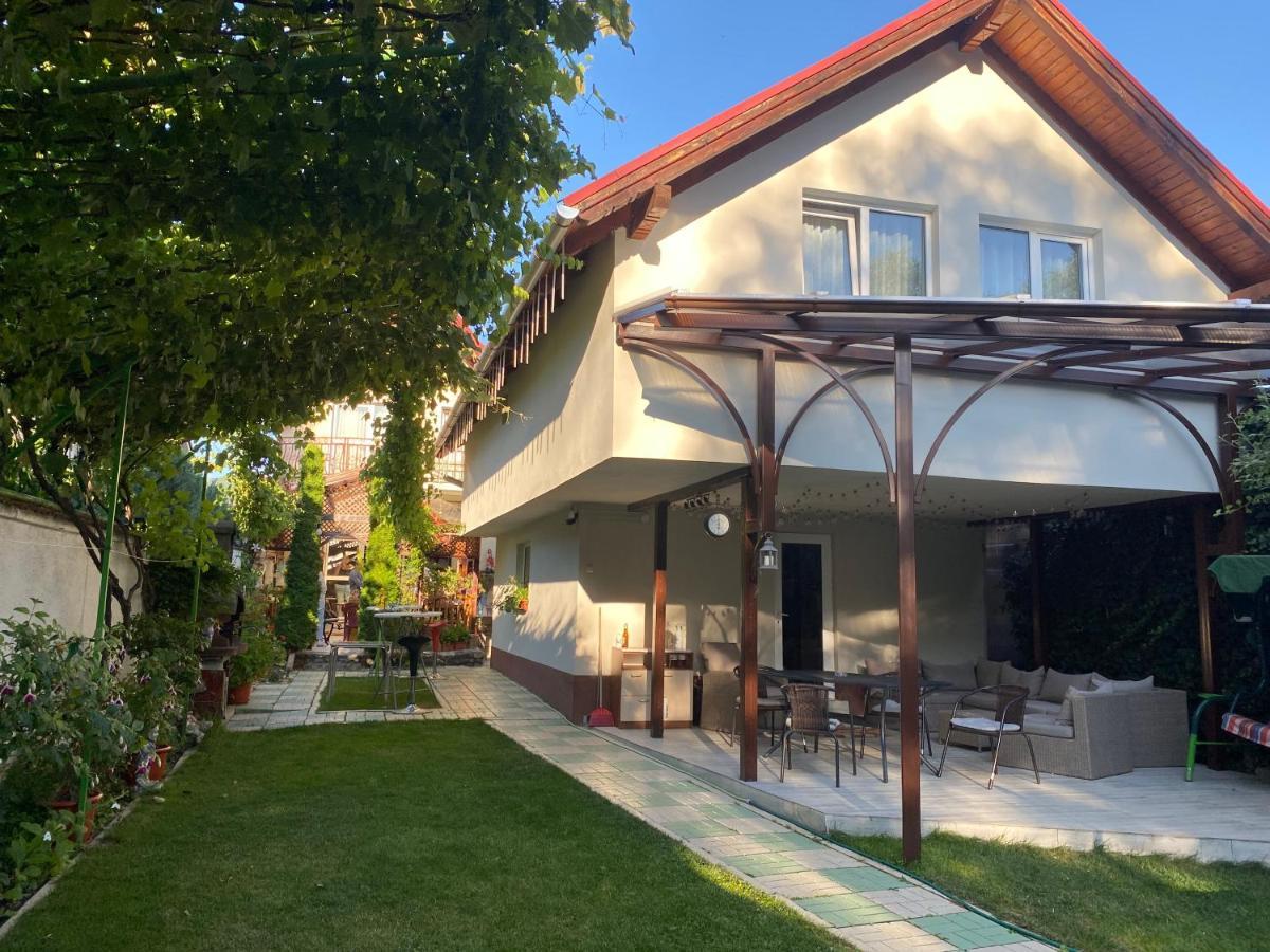 Casa Lucky Hotel Rîşnov Eksteriør billede
