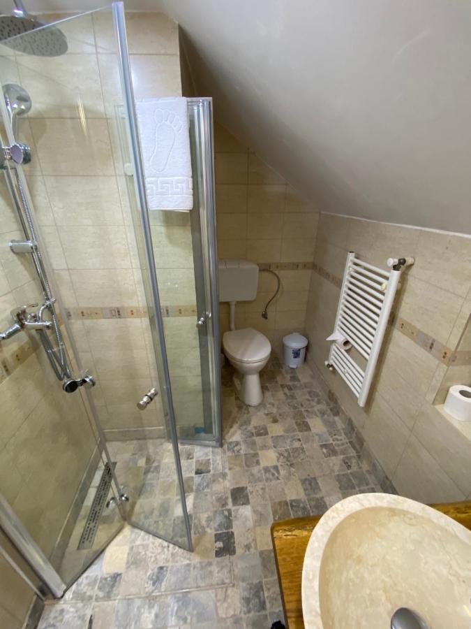 Casa Lucky Hotel Rîşnov Eksteriør billede
