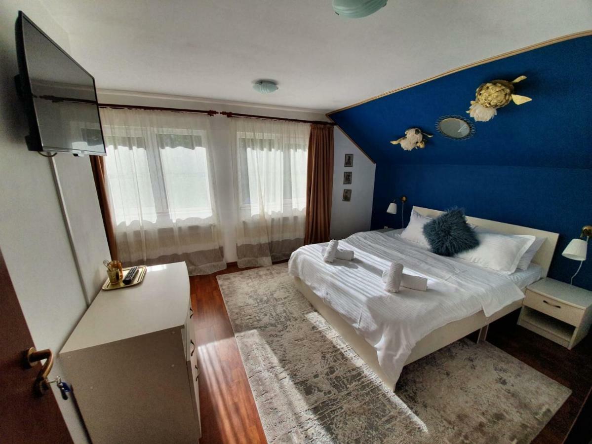 Casa Lucky Hotel Rîşnov Eksteriør billede