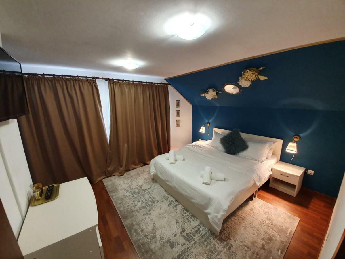 Casa Lucky Hotel Rîşnov Eksteriør billede