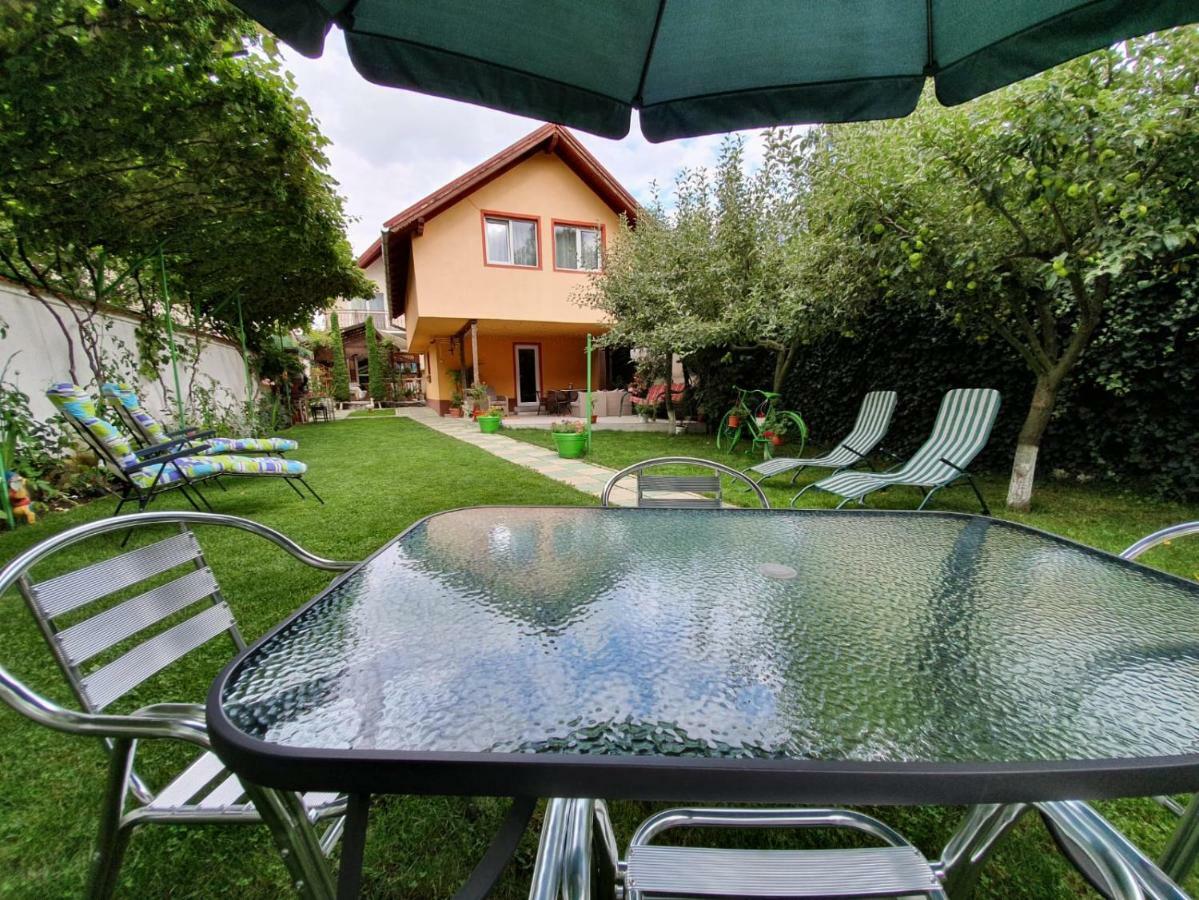 Casa Lucky Hotel Rîşnov Eksteriør billede